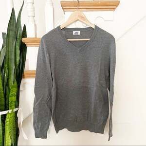 Old navy basic gray V-neck Sweater size Small